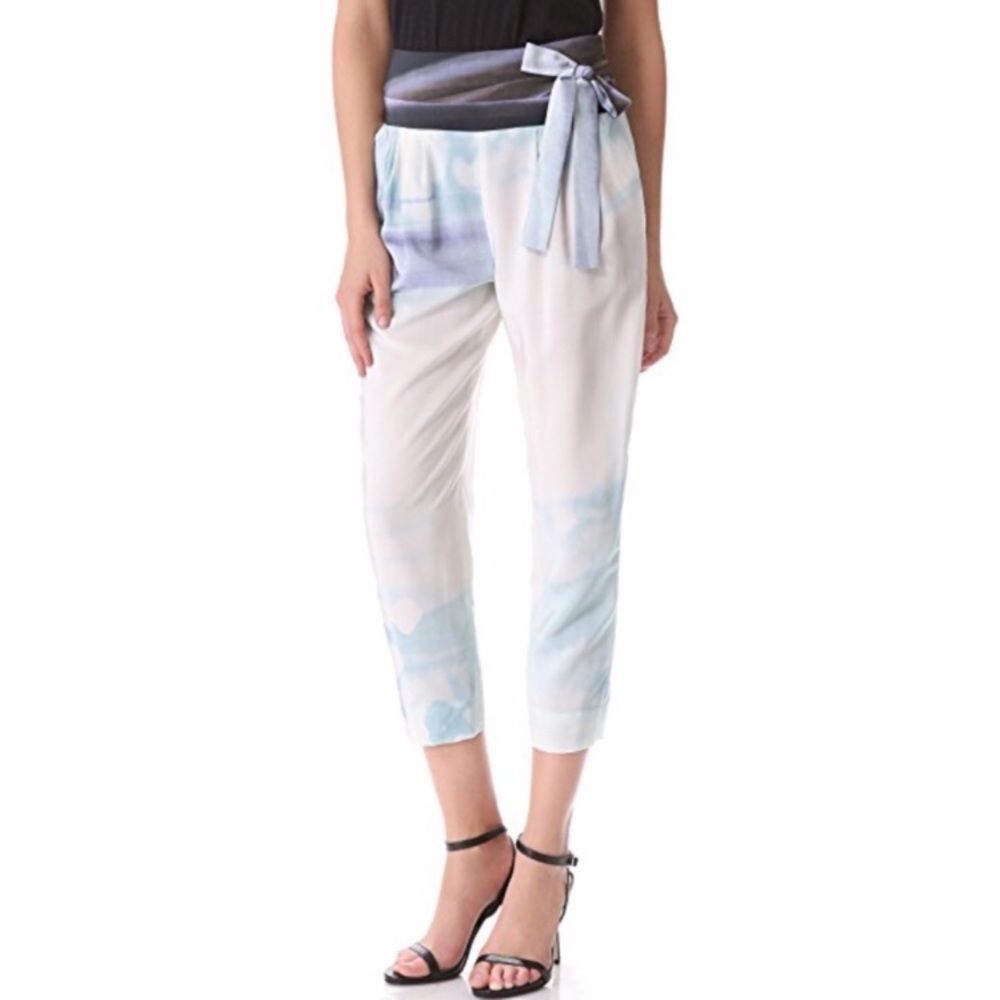 DVF Keaka pants in ethereal size 0